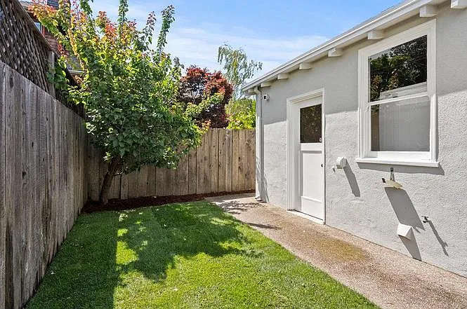 752 Laurel Ave — Photo 19