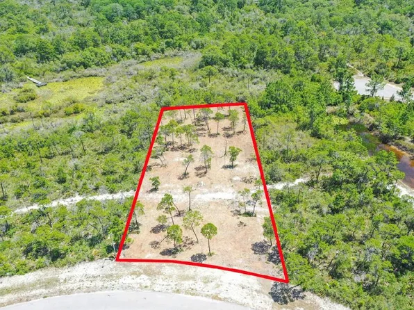 306 Blue Heron Dr, Eastpoint, FL 32328