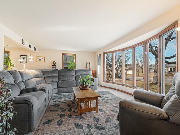 5th image of 3258 Peterson Rd