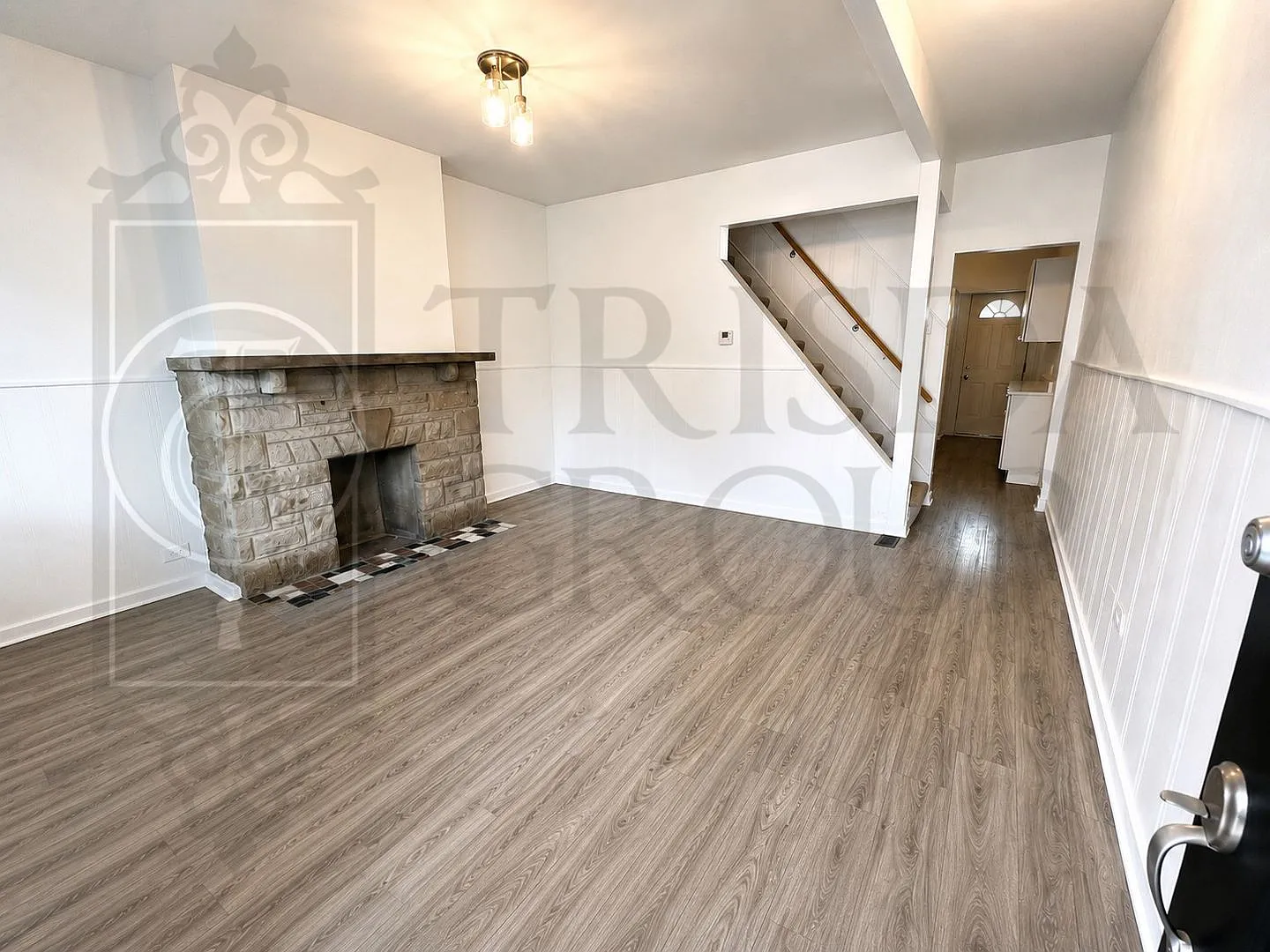 Mt Washington Townhome Available Nov 1st! Walking Distance to Shiloh St and Grandview Ave- Fenced... — Photo 3