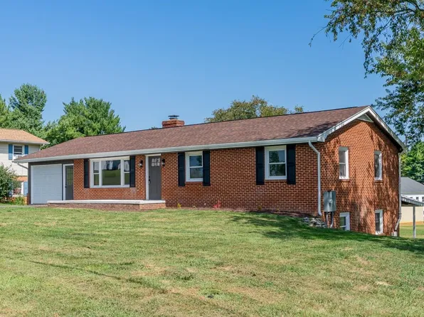 4647 Stella St, Penn Laird, VA 22846