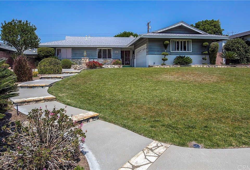 1st image of 1221 E Meda Ave
