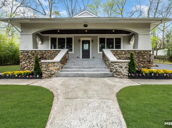 69 Broadway, Park Ridge, NJ 07656