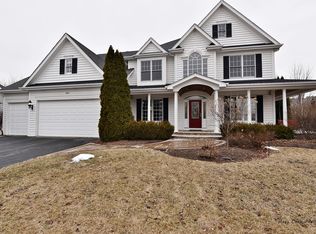 3411 Wild Prairie Ln, Geneva, IL 60134