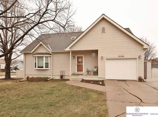 15109 Robin Cir, Omaha, NE 68138