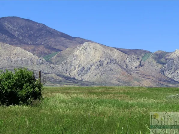 W Stagecoach Spur, Belfry, MT 59008