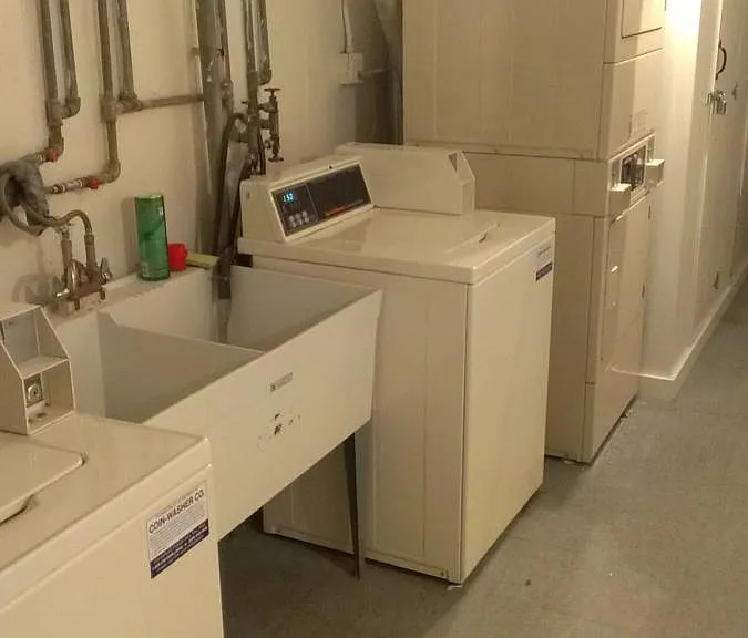 BUILDING LAUNDRY