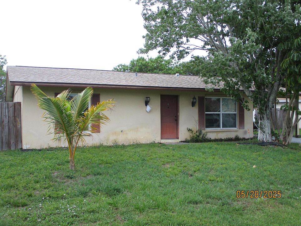 1st image of 318 NW Byron Street