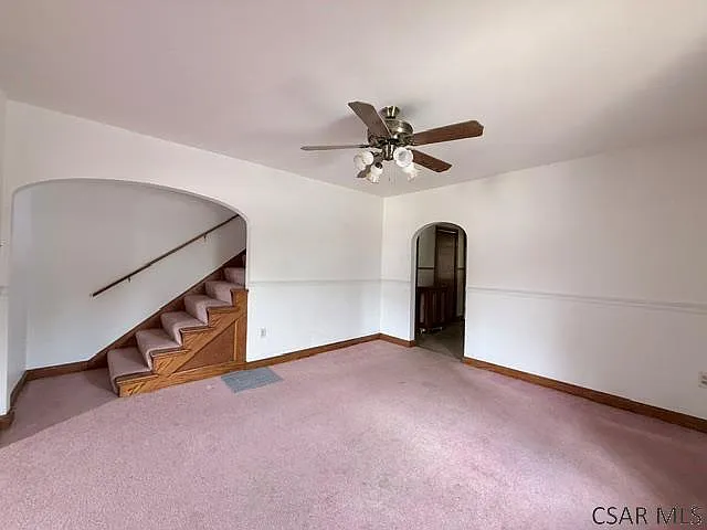 541 Ash St — Photo 16