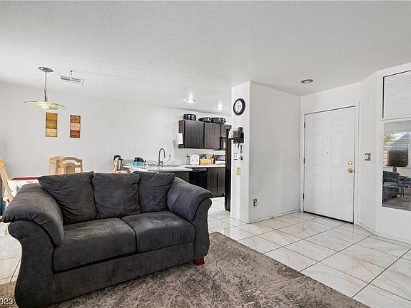 2nd image of 5222 Puma Ct