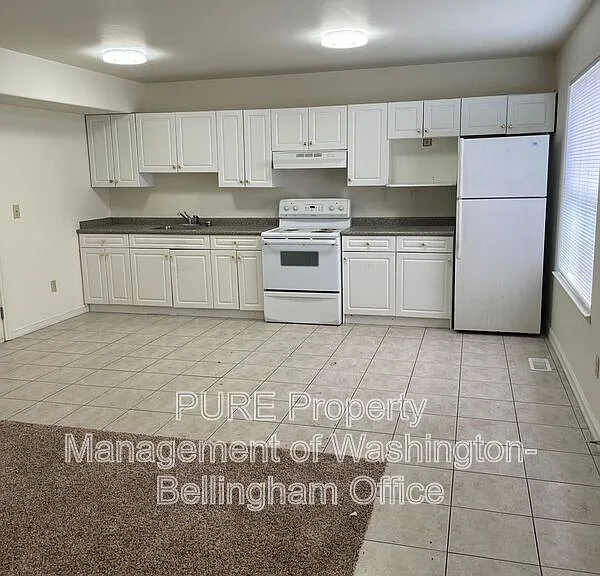 3013 Pacific St — Photo 13