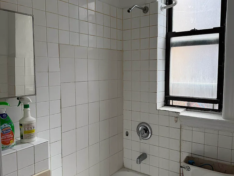 24-35 Steinway St #17 — Photo 12