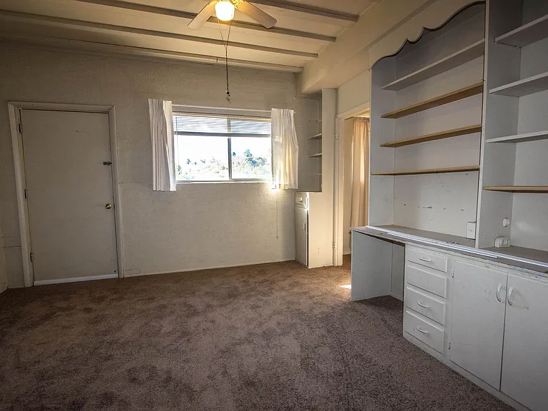 550 Eastwood Pl — Photo 16