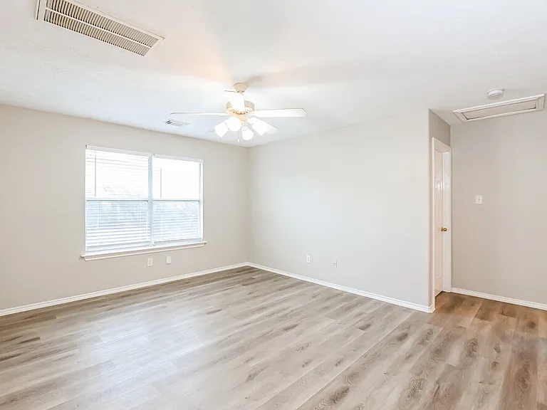 12018 Lucky Meadow Dr — Photo 9