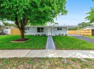 12091 Colony Avenue, Palm Beach Gardens, FL 33410