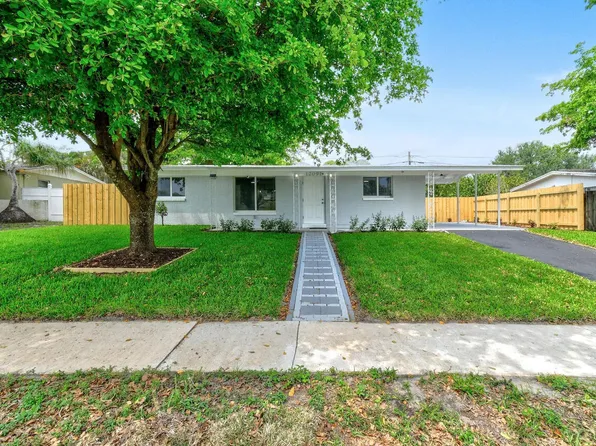 12091 Colony Avenue, Palm Beach Gardens, FL 33410