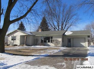 260 7th St W, Hector, MN 55342