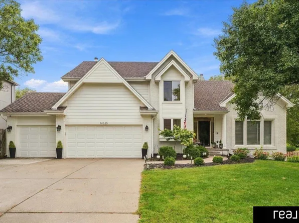 16625 Elm St, Omaha, NE 68130