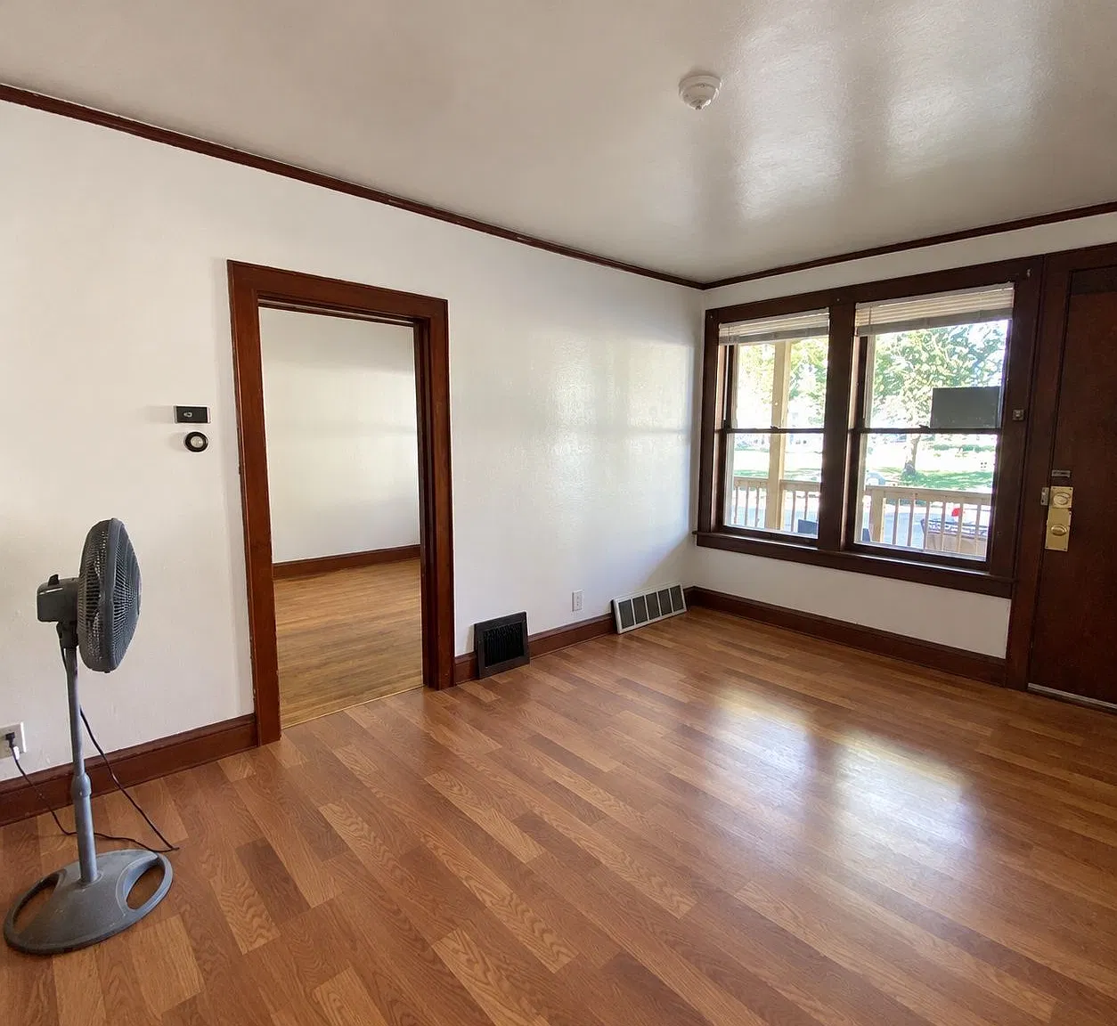 2 bed, 1.0 bath, 800 sqft, $999 — Photo 4