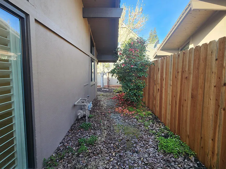 4326 Fair Oaks Blvd — Photo 41