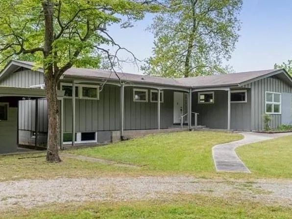 116 Yorkview Rd, Yorktown, VA 23692