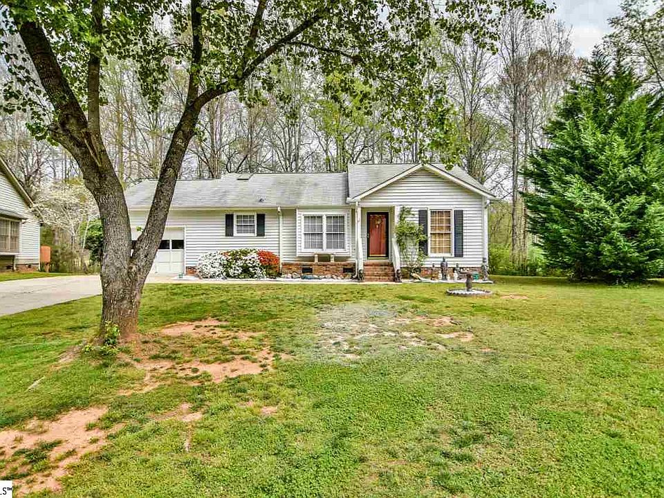 2nd image of 15 Berlander Ct