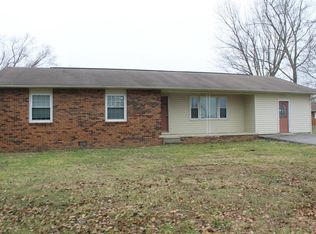 108 Colyers Loop, Jamestown, TN 38556