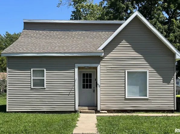 610 S Fayette St, Jacksonville, IL 62650