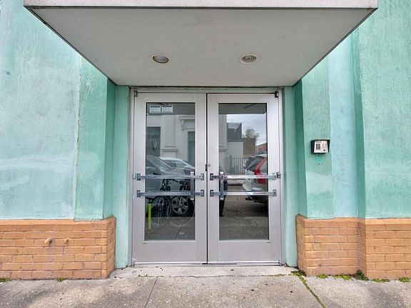 3rd image of 1025 Harmony St #203