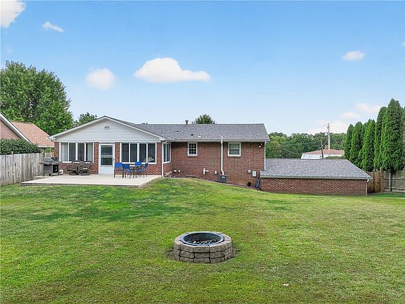 3rd image of 4179 Frederick Dr