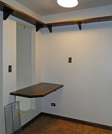 4th image of 5300 Carriageway Dr APT 210