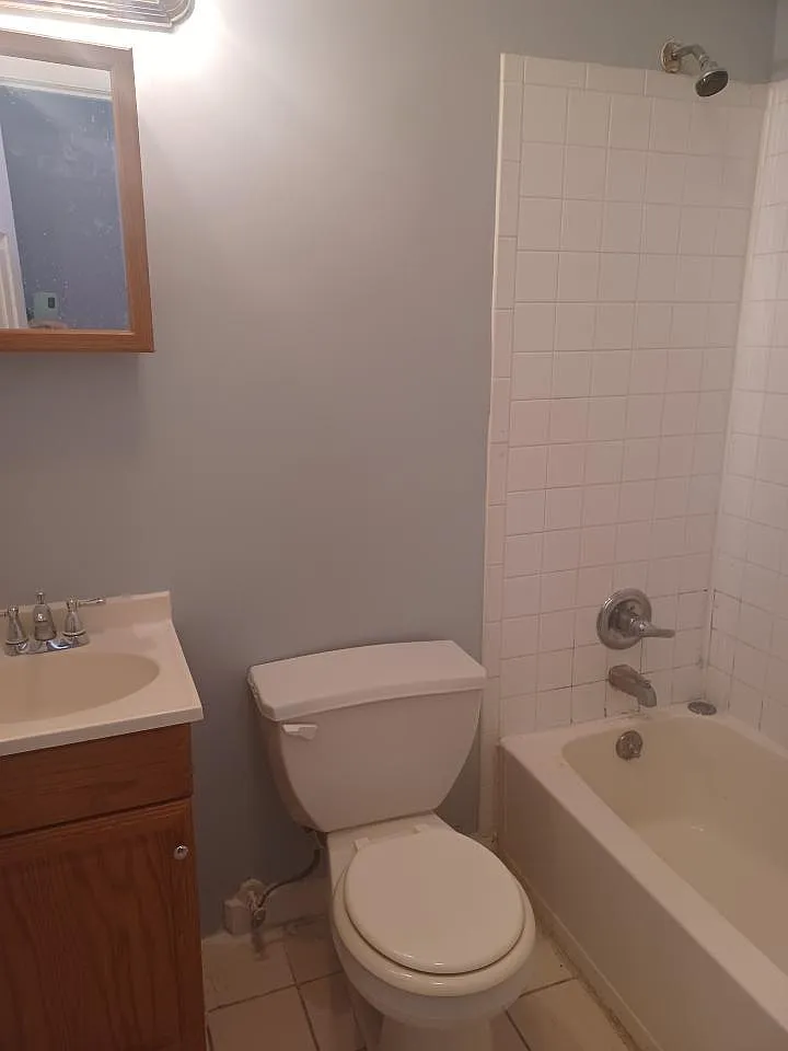 2 bed, 850 sqft, $1,625 — Photo 2