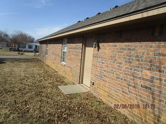 2nd image of 1313 Flat Rock Dr