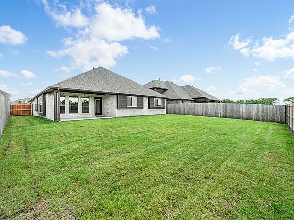 3rd image of 3605 Monticello Way