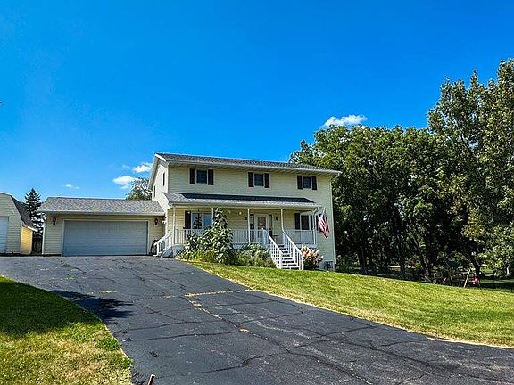3rd image of 224 Quarry Ln