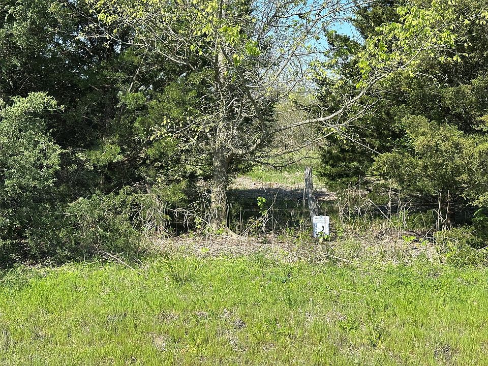 1st image of TRACT 8 Fm 1743