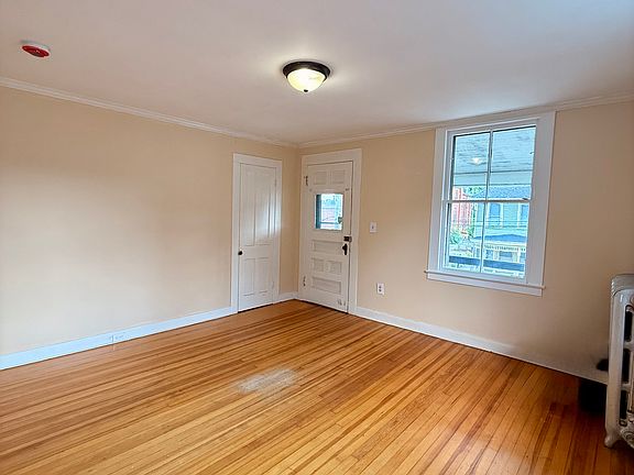 4th image of 25 Center St #3