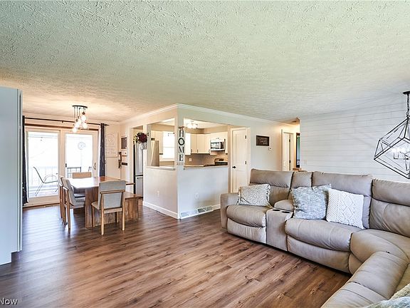 3rd image of 12036 Shoshone Ave NW