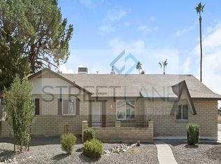 5255 W Royal Palm Rd, Glendale, AZ 85302