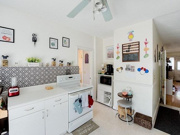 3rd image of 45 Scrimgeour Rd #1