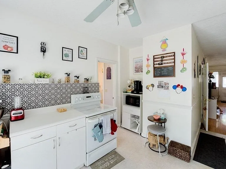 45 Scrimgeour Rd #1 — Photo 3