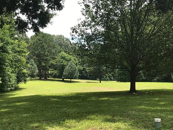 2nd image of 1055 Albena Hill Dr