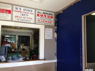 13 Newmans Ct, Hempstead, NY 11550