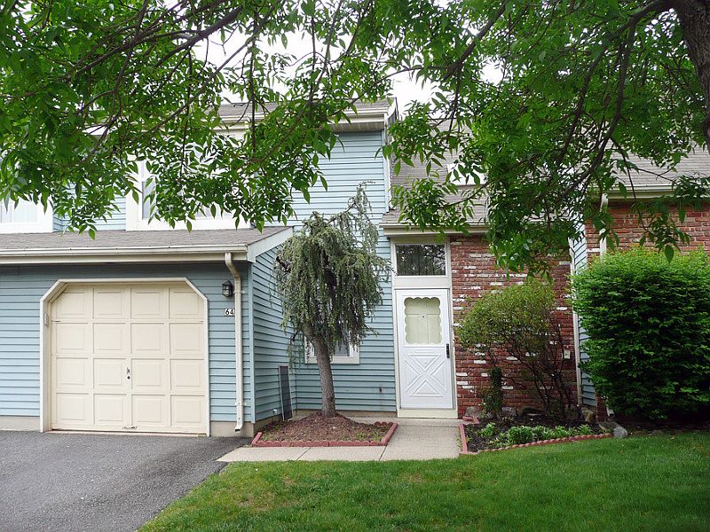 2nd image of 64 Avebury Pl