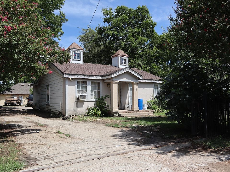 1st image of 824 Carbona Dr