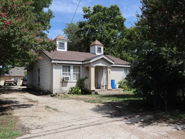 824 Carbona Dr, Dallas, TX 75217