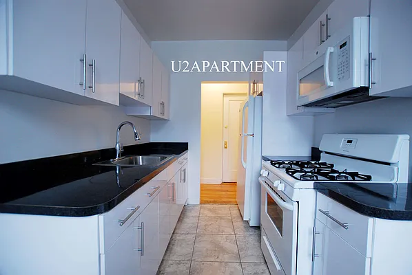 Rented by U2Apartment LLC | media 6