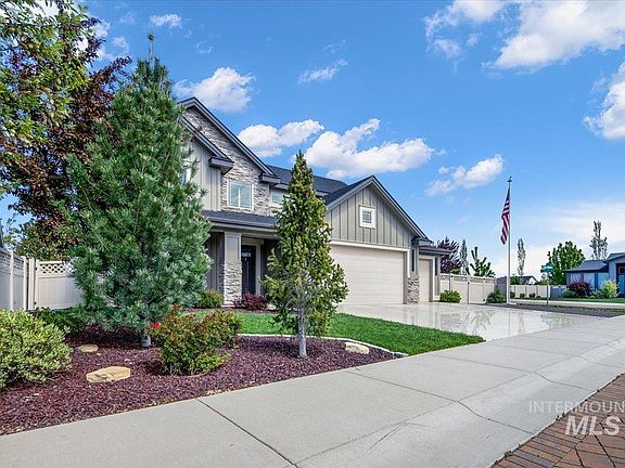 3rd image of 4648 W San Salvo Dr