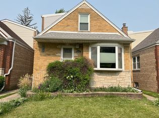 5236 N Mobile Ave, Chicago, IL 60630
