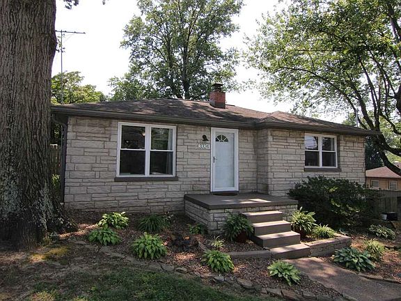 2nd image of 3324 W Maryland St
